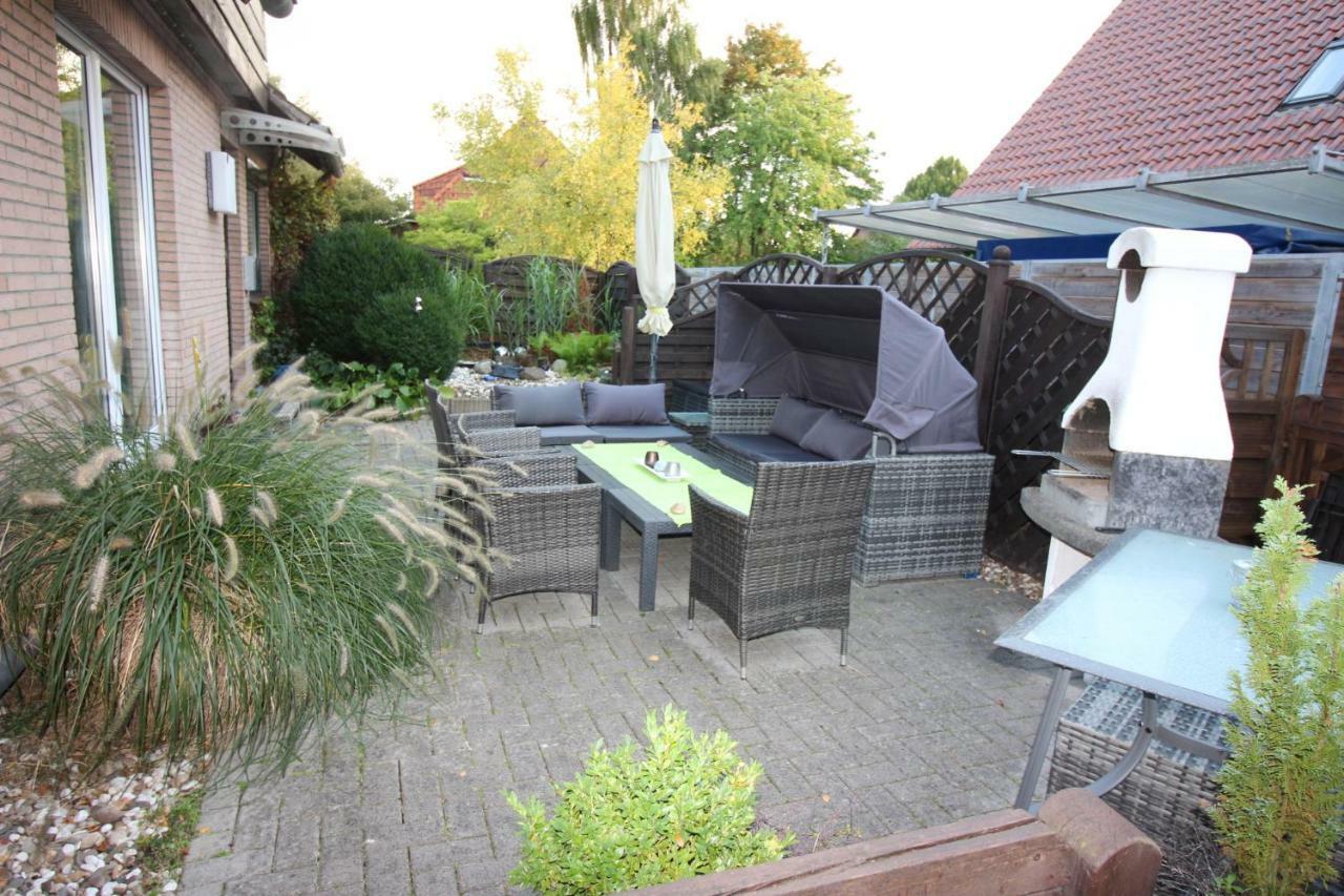 Haus Abbi, Ferienwohnung Mit Schwimmbad Hage Dış mekan fotoğraf