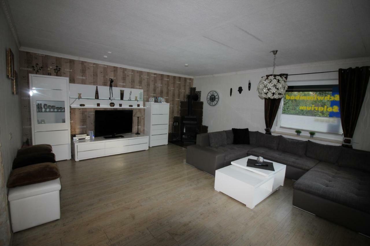 Haus Abbi, Ferienwohnung Mit Schwimmbad Hage Dış mekan fotoğraf