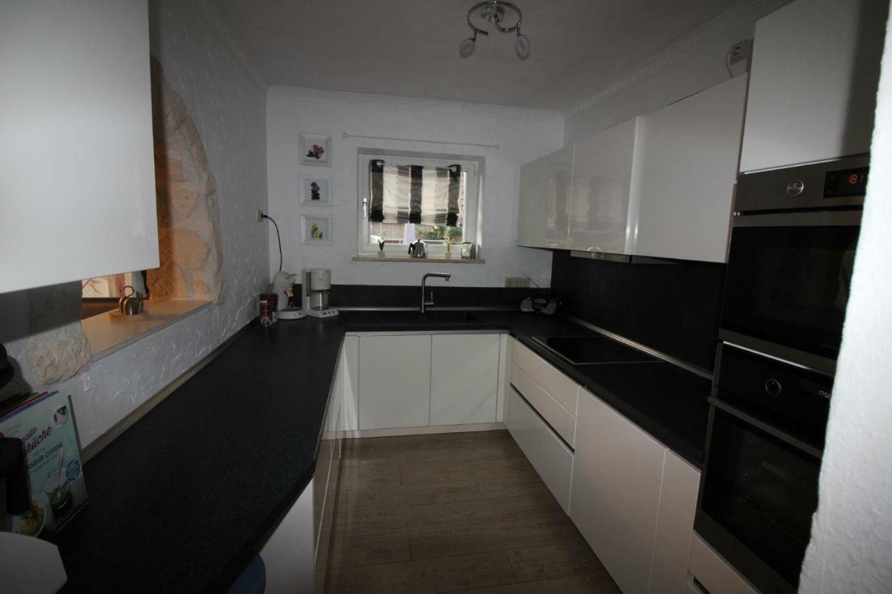 Haus Abbi, Ferienwohnung Mit Schwimmbad Hage Dış mekan fotoğraf